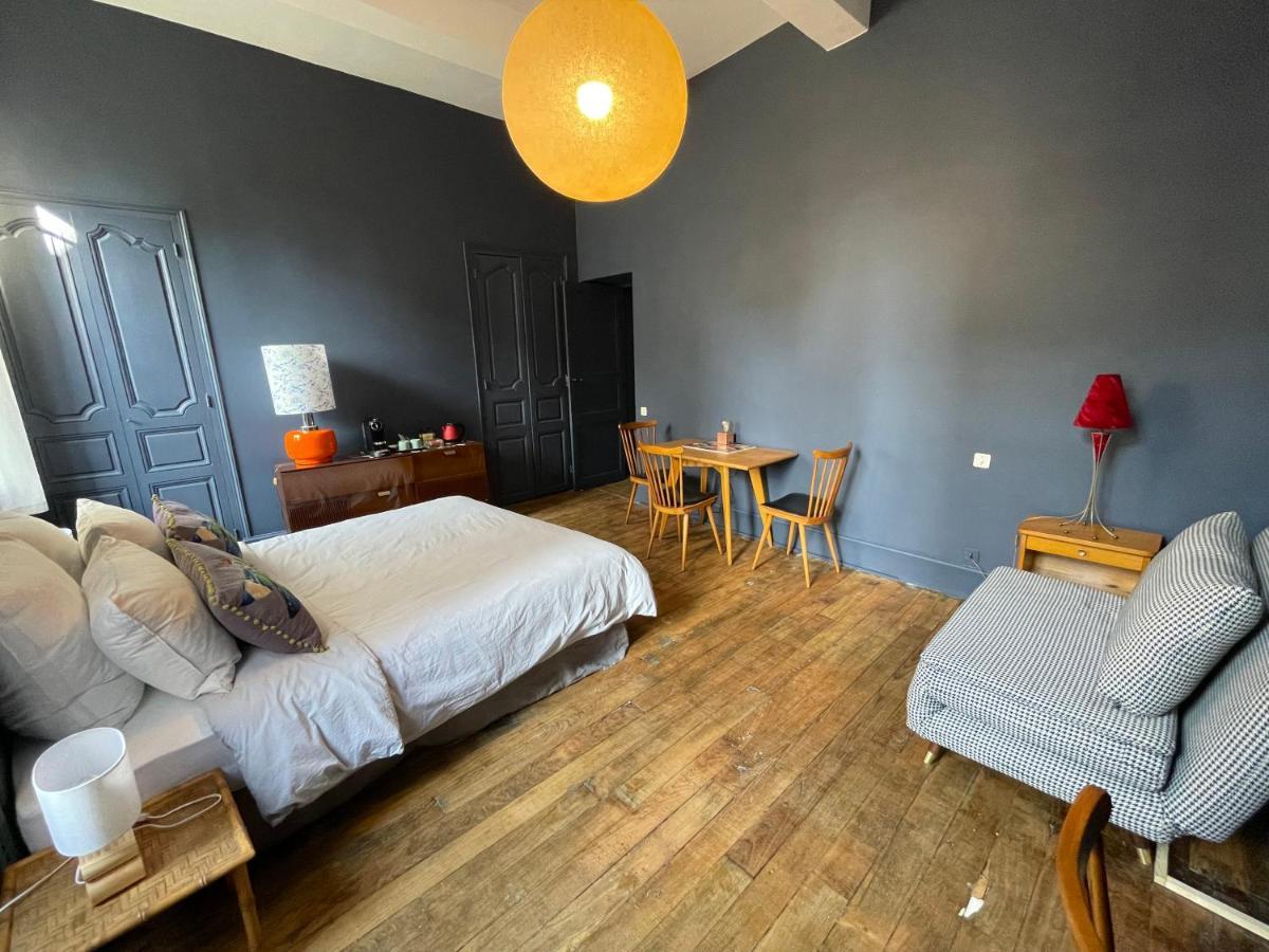 La Maison Aux Murs Anciens Et Ses Chambres Tarbes Zewnętrze zdjęcie