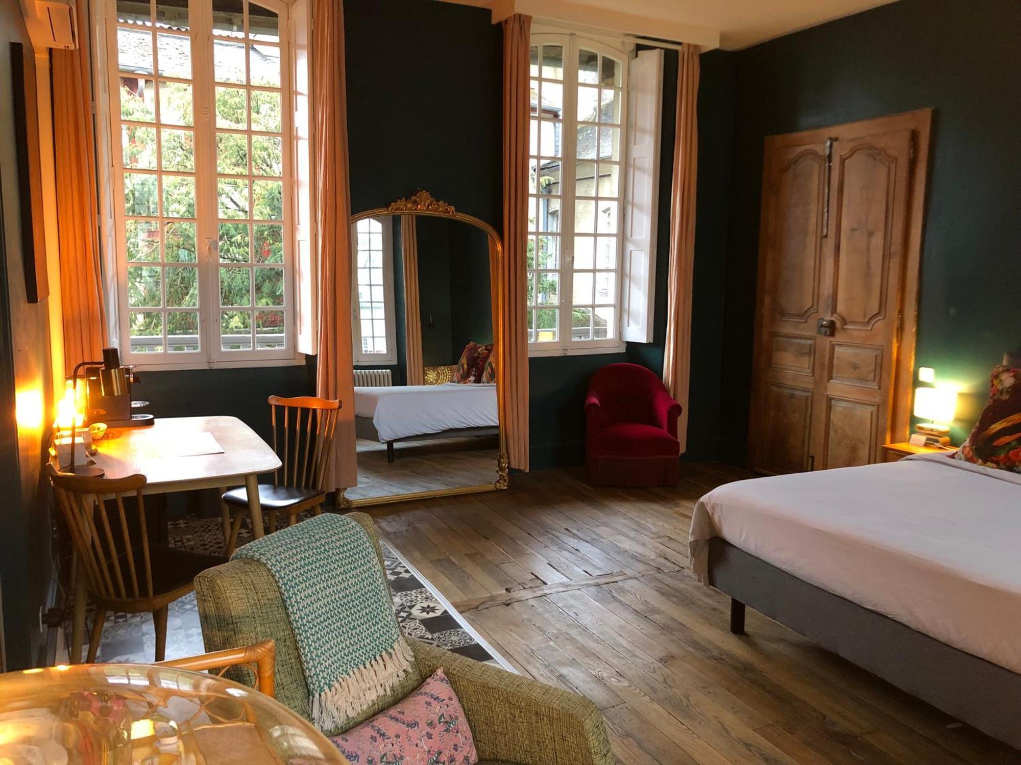 La Maison Aux Murs Anciens Et Ses Chambres Tarbes Zewnętrze zdjęcie